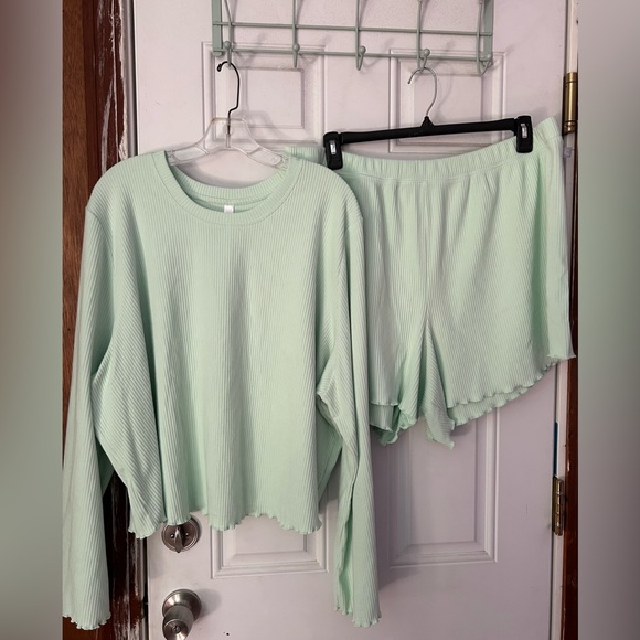 Cacique Other - Women’s Cacique Soft Mint Scalloped Lounge Short Set Size 26/28 Plus Size